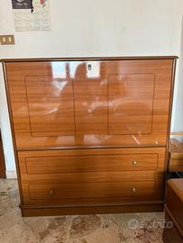 Mobile Baule in legno con cassetti