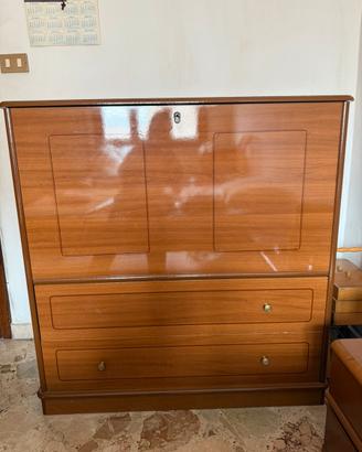 Mobile Baule in legno con cassetti