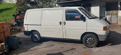Furgone volkswagen transporter