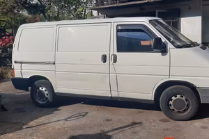 Furgone volkswagen transporter