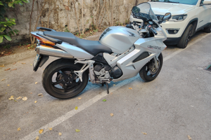 Honda vfr