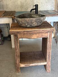 Mobiletto antico bagno