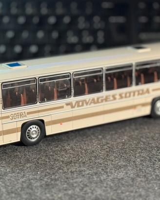 1/43 AUTOBUS