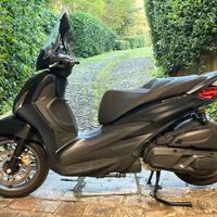 Beverly Piaggio 400hpe Sport