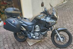 Honda Transalp 700 + tris borse rigide