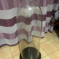 Grande globo a cupola di vetro xx secolo