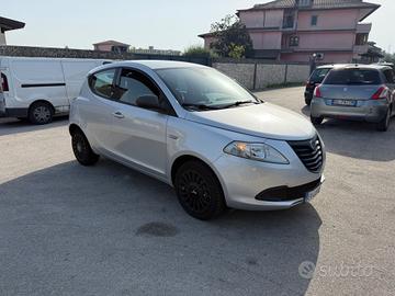 Lancia Ypsilon 1.3 MJT 16V 95 CV 5 porte S&S Silve