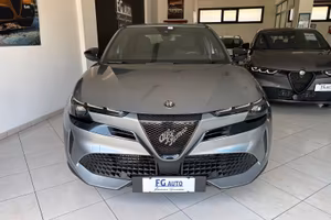 Alfa Romeo Junior 1.2 145 CV Hybrid eDCT6 Speciale