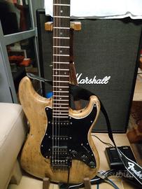 chitarra elettrica fender Stratocaster  Japan 84