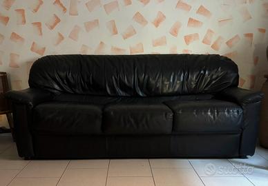 Divano in vera pelle nera