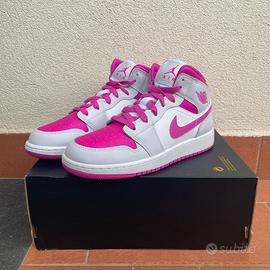Scarpe Nike + 2 Borse