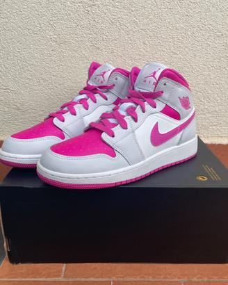 Scarpe Nike + 2 Borse