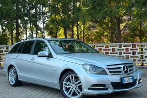 Mercedes-benz C 220 CDI BlueEFFICIENCY Avantgarde