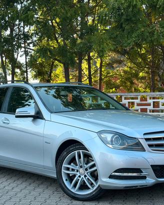Mercedes-benz C 220 CDI BlueEFFICIENCY Avantgarde