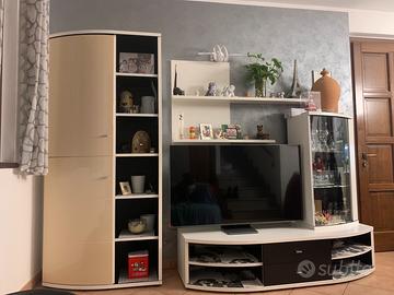 Parete attrezzata soggiorno moderna