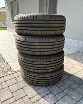4 Gomme T-Cross Goodyear efficiet grip 205/55/r17