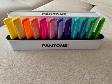 Pantone desk set 12 evidenziatori nuovi