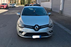 Renault Clio 2017 - 72.000 km 