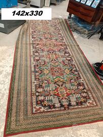 tappeto di media qualità 142x330