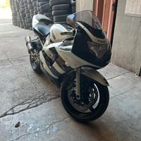 Suzuki gsx r 600