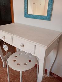 Toeletta shabby chic