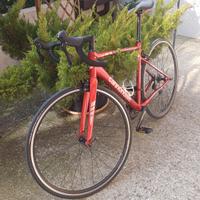 Bici da corsa  Cannondale  con cambio Shiman