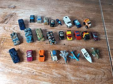 Lotto 26 auto aerei barche micro machine mini mezz