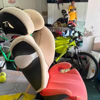 Seggiolino auto con parabordi