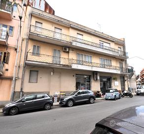 Rif. 9691 - Soluzione indipendente con ampio Terra