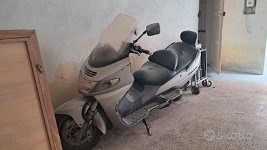 Scooter Burgman 250