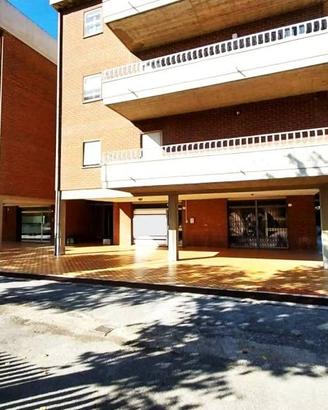 Immobile di 65 m² con 1 locale a Foligno