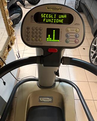 Tapis roulant technogym