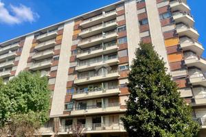 4 LOCALI A TORINO