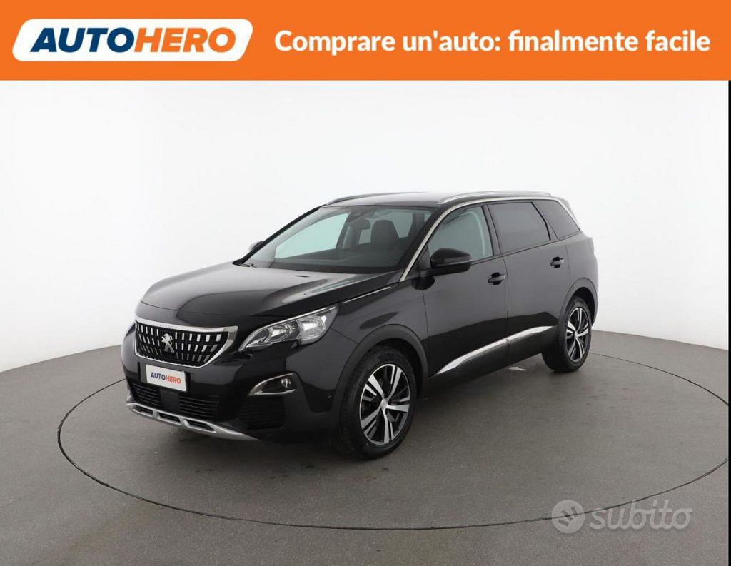 PEUGEOT 5008 WG50882