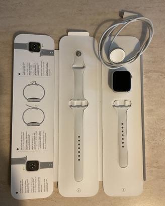 Apple Watch Series 8 41mm Cellular - Come nuovo