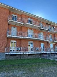 Immobile in asta di 122 m² con 3 locali e box auto