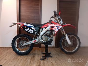 CRF 250 enduro targato A2