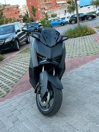 Yamaha Xmax 125