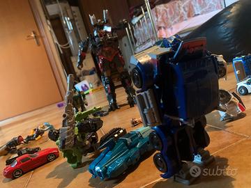 Vari giochi per bambini e stazione polizia lego