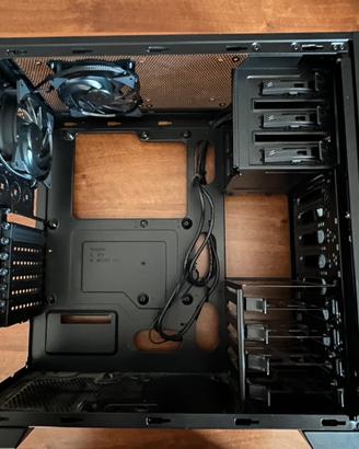 Case Corsair ATX , fino a 7 HDD