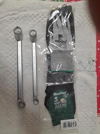 accessori auto 2 chiavi poligonale13/17+13/19nuove