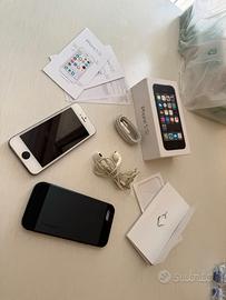 iPhone 5s 16GB --- Nero / Bianco ---
