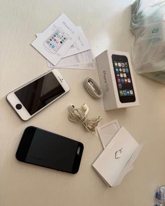 iPhone 5s 16GB --- Nero / Bianco ---