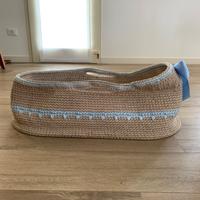 Culla fatta a mano all’uncinetto