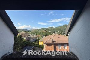 SOLIGNANO (PR) - TRILOCALE MANSARDATO 1