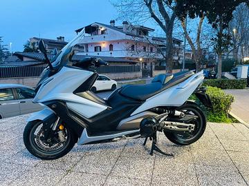 KYMCO AK 550 PASSAGGIO E TAGLIANDO INCLUSO MINI