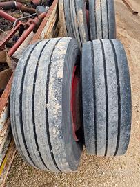 Pneumatici 265/70 r 19.5 Tubeless hankook 