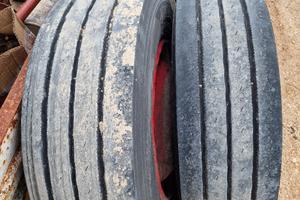 Pneumatici 265/70 r 19.5 Tubeless hankook 
