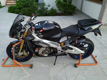Aprilia tuono 1000 r
