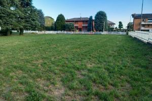 Terreno edificabile in zona residenziale